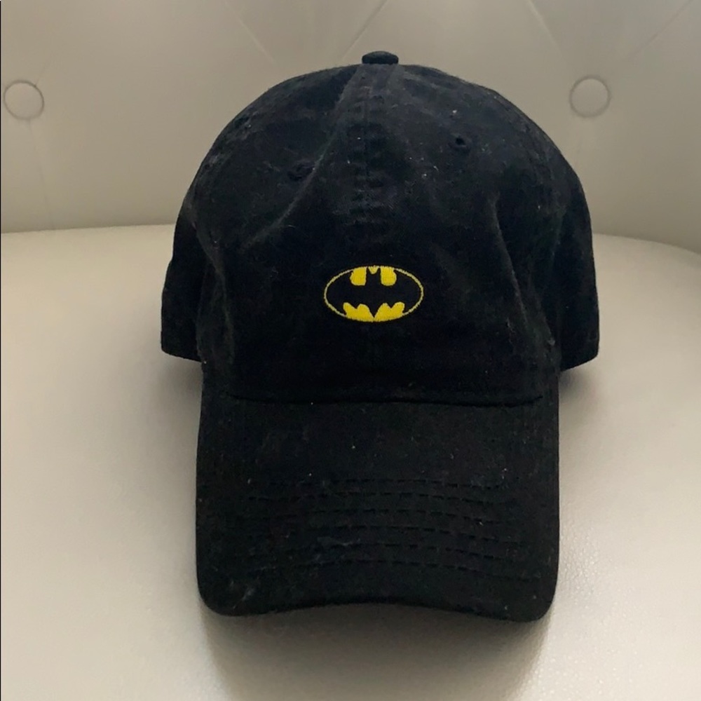 Batman logo cap